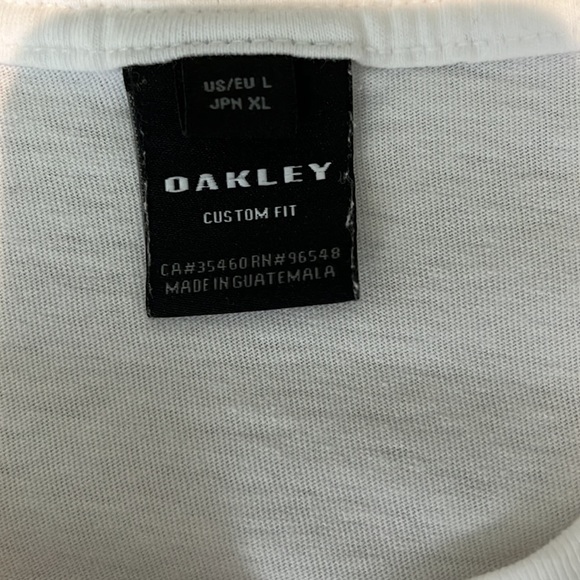 Mens Oakley white tshirt size L - Picture 2 of 5